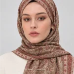 RosewoodTaupe Pose1Printed Hijab